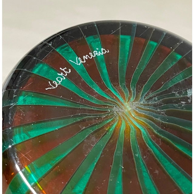 Vintage Veart Venezia Venetian Italian Art Hand Blown Caned Green Glass Vase For Sale - Image 9 of 12