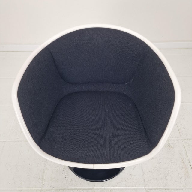 Vintage Dutch F8800 Swivel Lounge Chair by Pierre Paulin for Artifort, 1970s For Sale - Image 9 of 12