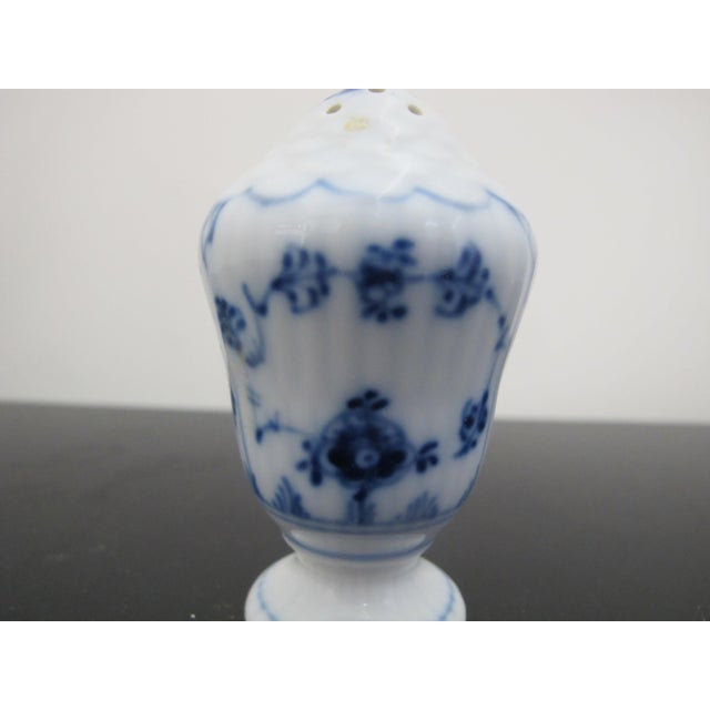 Early 20th Century Royal Copenhagen Denmark Plain Blue Fluted Porcelain Single Salt Shaker 480 For Sale - Image 5 of 7