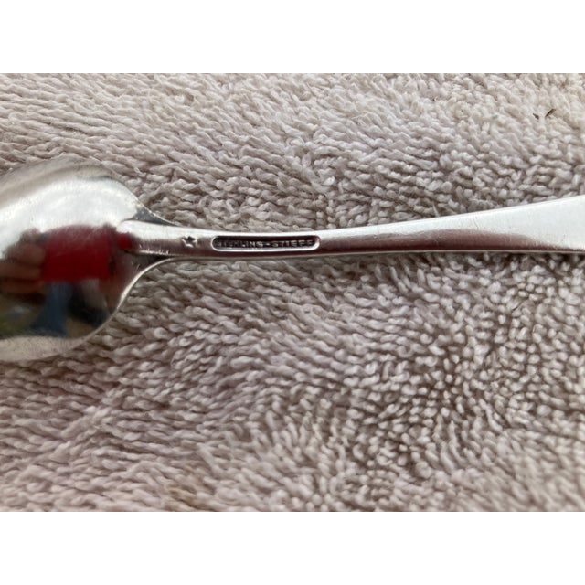 Metal 1980s American Classical Kirk Stieff Repousse Sterling Silver Teaspoon For Sale - Image 7 of 10