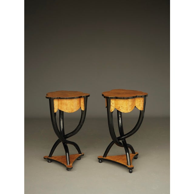 Italian Burl and Birch Wood Side Tables, 1950s, Set of 2 For Sale - Image 6 of 18