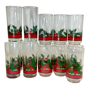 Mid-Century Traditional Americana Christmas Holly Motif Libbey Glasses - Set of 16.
