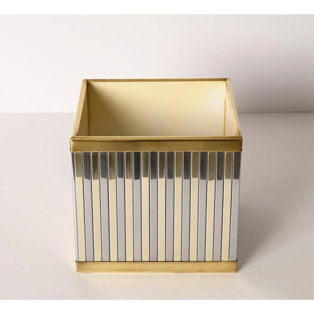 Mid-Century Italian Cubic Brass and Chromed Metal Newspaper Rack, 1970s For Sale - Image 10 of 18