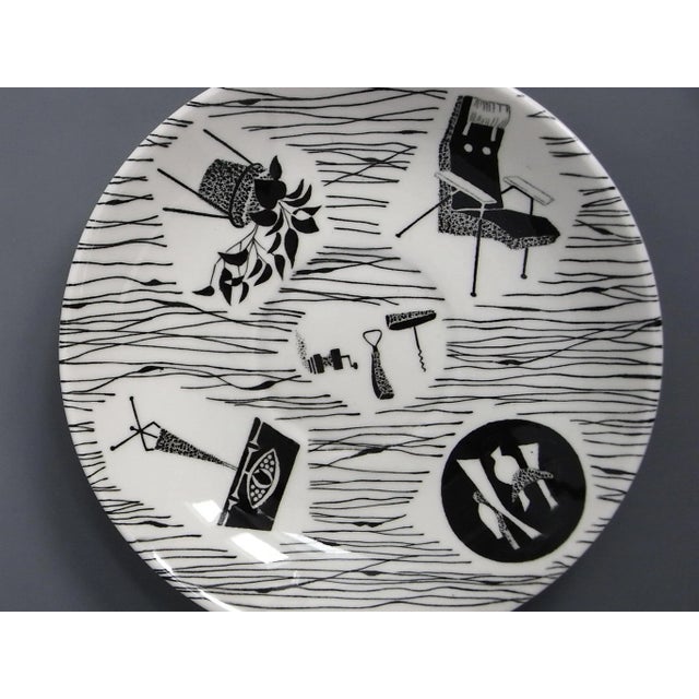 Porcelain Dessert Plates from Homemaker, 1960s, Set of 11 For Sale - Image 6 of 13