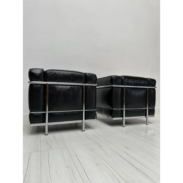 Vintage Black Leather LC2 Armchair by Le Corbusier & Charlotte Perriand for Cassina, 1990s For Sale - Image 9 of 15