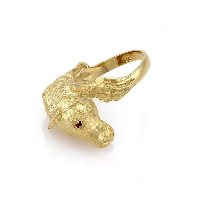 Horse Head Ring Ruby Eyes 18k Yellow Gold Size 5.5 For Sale - Image 4 of 7