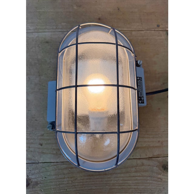 Vintage Industrial Cast Aluminium Wall Light from Elektrosvit, 1970s For Sale - Image 15 of 17