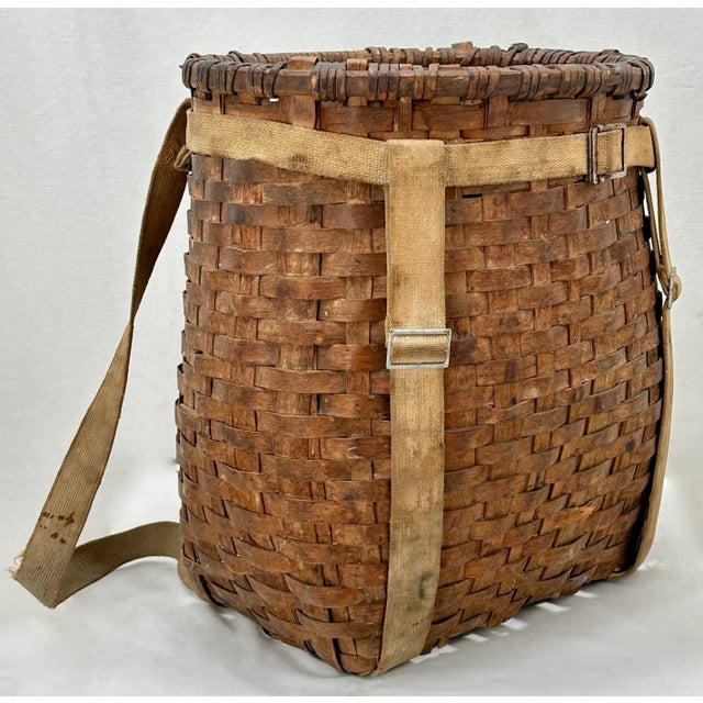 Nicely Age and Use Rustically Weathered Antique American Hand Woven Wood Splint Backpack Basket For Sale In Boston - Image 6 of 12