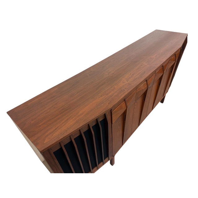 Mid-Century Modern Brazilian Style 2-Piece Walnut Bar Storage Cabinet For Sale In Philadelphia - Image 6 of 15