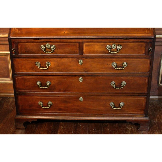 Wood Late 18th Century George III 1774 English Bureau Bookcase For Sale - Image 7 of 10