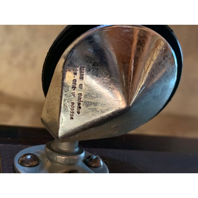 Wood 'Joaquim Tenreiro Style' Mid-Century Modern Brazilian Rosewood and Glass Rolling Bar Cart, Side Table For Sale - Image 7 of 12