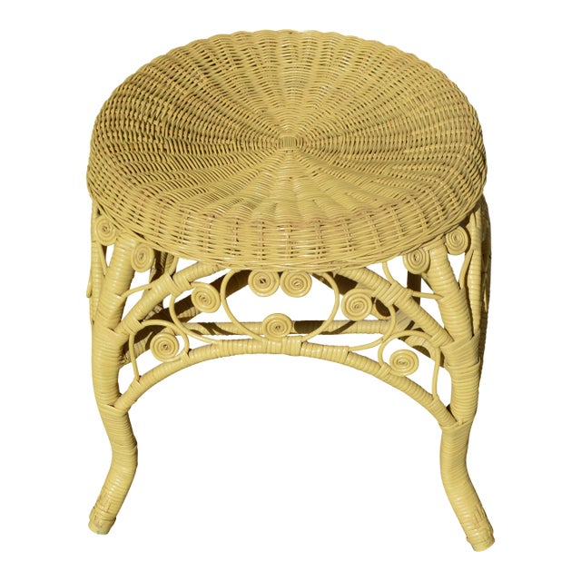Vintage Yellow Wicker Fiddlehead Round Vanity Stool W/ 4 Legs or Occasional Table For Sale