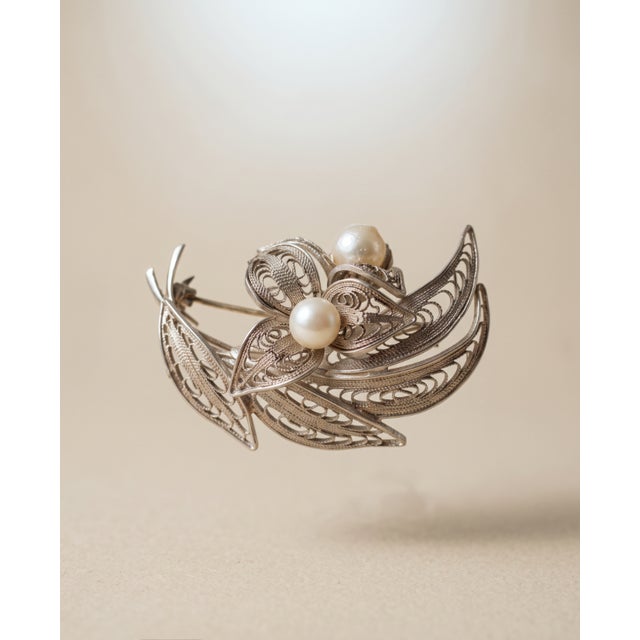 Mid-Century Sterling Silver Filigree & Japanese Pearls Flower Spray Brooch / Pin For Sale - Image 4 of 6