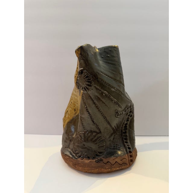 Contemporary 1970 Signed “Dove” Sculptural Studio Pottery Ceramic Vessel For Sale - Image 3 of 9