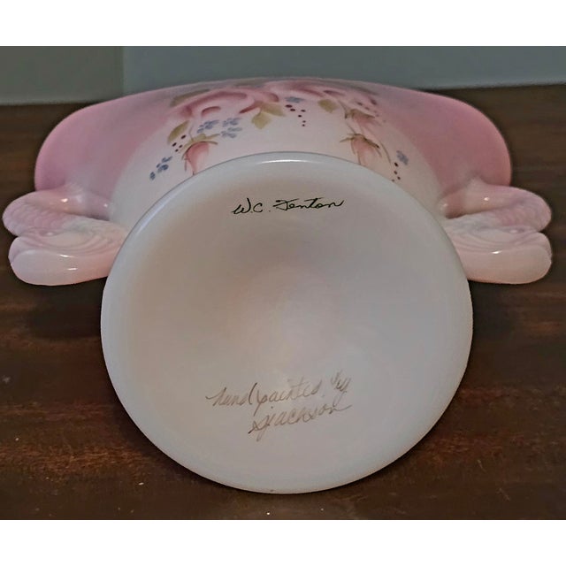 Glass Vintage Fenton Rosalene Fan Vase With Dolphin Handles – Hand-Painted Floral – Signed by w.c. Fenton and S. Jackson. For Sale - Image 7 of 9