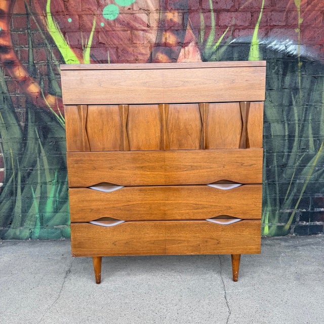 Mid-Century Modern American of Martinsville Walnut Chest. Features five drawers with iconic geometric inlay.