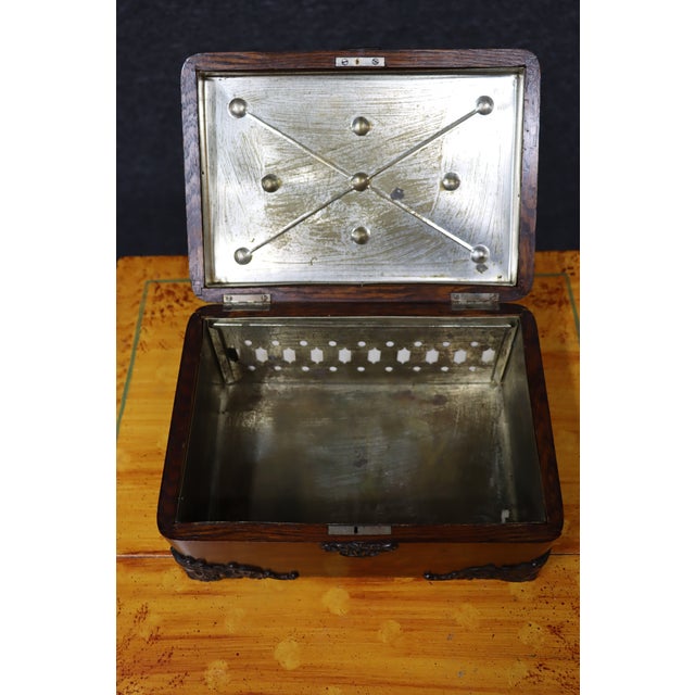 Victorian Victorian Quarter Sawn Oak Ormolu-Mounted Humidor For Sale - Image 3 of 13