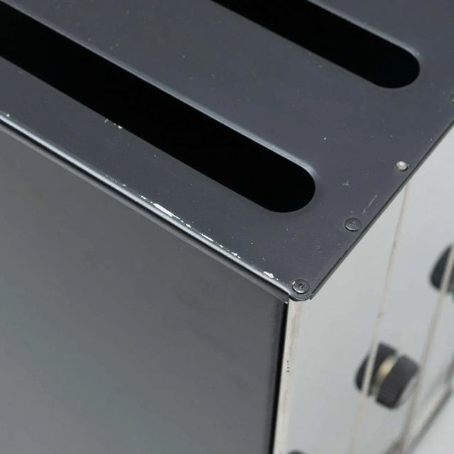 Gray Mailbox by Oscar Tusquets and Lluis Clotet for Bd Barcelona, ​​1984 For Sale - Image 8 of 13