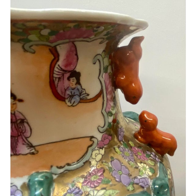 Early 20th Century Chinese Porcelain Vases - a Pair For Sale - Image 9 of 13