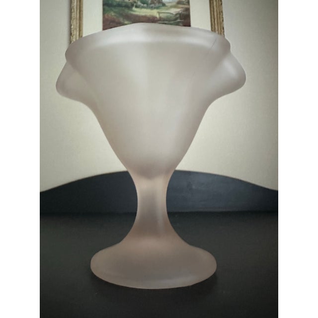 Vintage Late 20th Century Frosted Pink Glass Dessert Pedestal Bowl For Sale In Orlando - Image 6 of 10