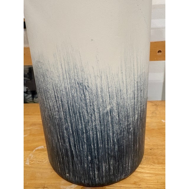 Pair of Mid-Mod Style Pottery Lamps For Sale - Image 4 of 5