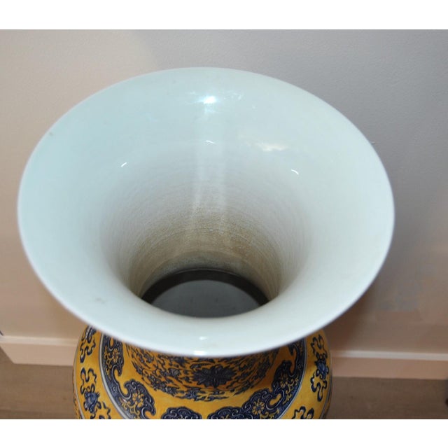 1920s Chinese Yellow-Ground Blue and White Dragon Floor Vase With Apocryphal Kangxi Mark For Sale - Image 11 of 12