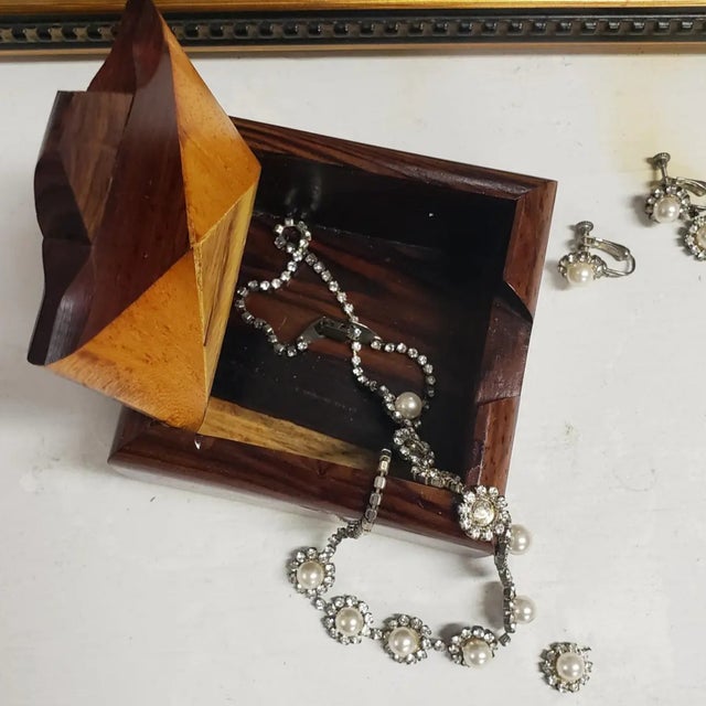 Mid-Century Modern Mid-Century Inlaid Wood Box For Sale - Image 3 of 7