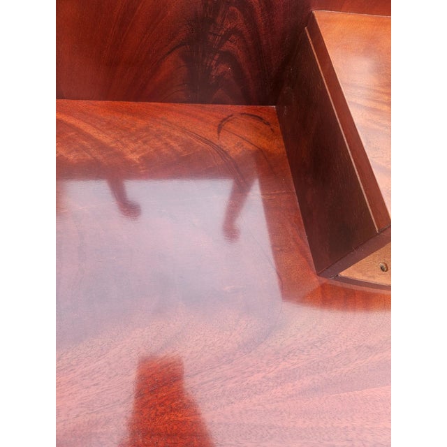 Brown 1980s Henredon Flame Mahogany Sideboard Buffet Credenza Hepplewhite Paw foot Huntboard For Sale - Image 8 of 17