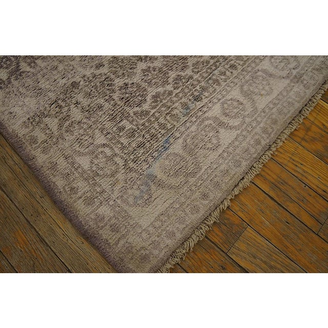 1900s Gray Geometric Antique Indian Agra Rug 4' 0" X 6' 2" Knotted Wool Carpet For Sale In New York - Image 6 of 6