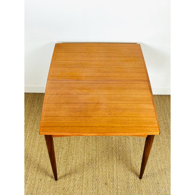 Scandinavian Extendable Teak Dining Table, 1960 For Sale - Image 6 of 18
