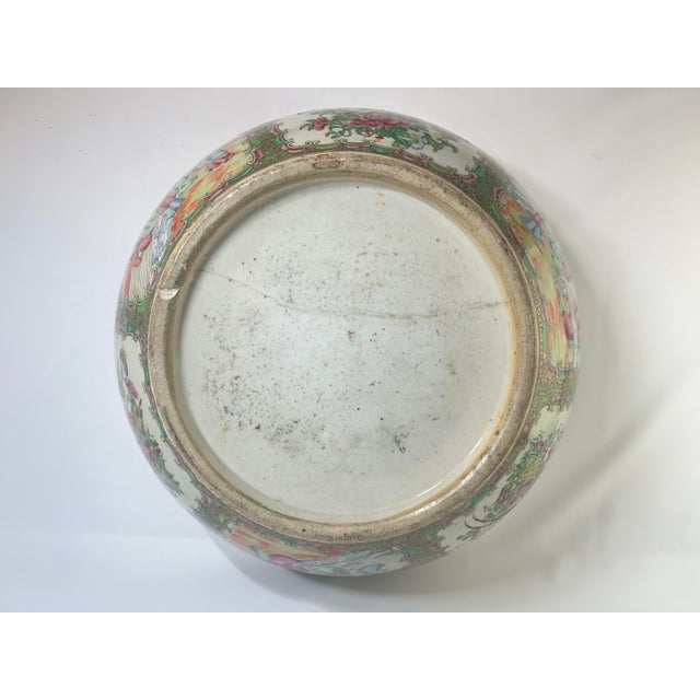 Early 19th Century Chinese Porcelain Rose Medallion Punch Bowl With Ormulu Bronze Mount For Sale In San Francisco - Image 6 of 12