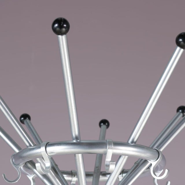 A very nice coat rack manufactured by Gispen in the 1960s. This industrial yet elegant design, model 1016, is made of high...