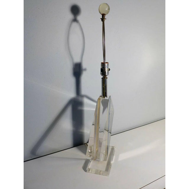 George Bullio Hollywood Regency Diamond Lucite Mirrored Lamp For Sale In Jacksonville, FL - Image 6 of 9