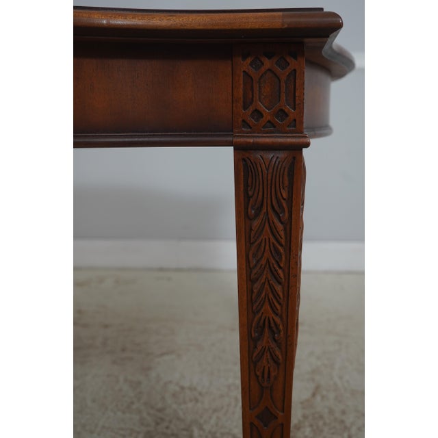 Henredon Chippendale Mahogany Dining Room Breakfast Table For Sale In Philadelphia - Image 6 of 18
