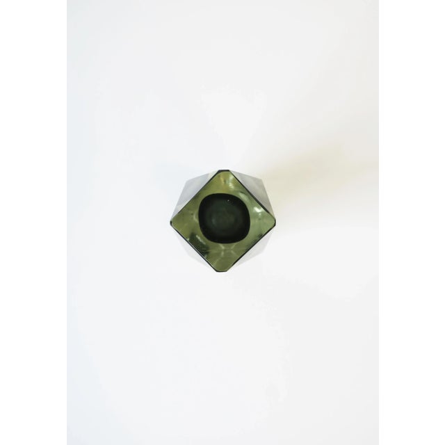 Alessandro Mandruzzato Italian Murano Faceted Vase For Sale - Image 11 of 11