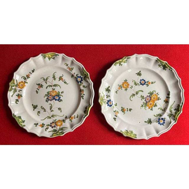 Ceramic Antique 19th Century Italian Cantagalli Faience Dinner Plates From Florence - A Pair For Sale - Image 7 of 10