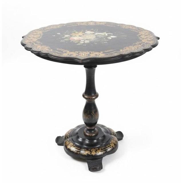 1990s Victorian Papier-Mâché & Mother-of-Pearl Inlay Pedestal Side Table For Sale - Image 4 of 7