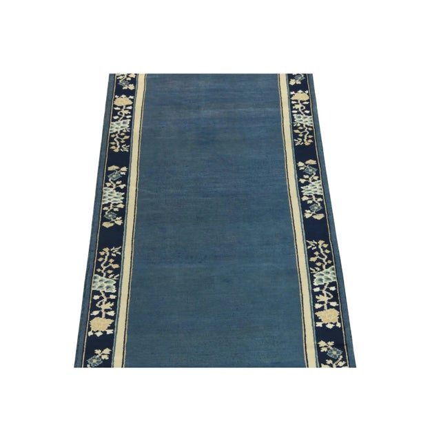 1980s Vintage Chinese Deco Style Runner in Deep Blue, Off White, Gold Floral Border For Sale - Image 5 of 6