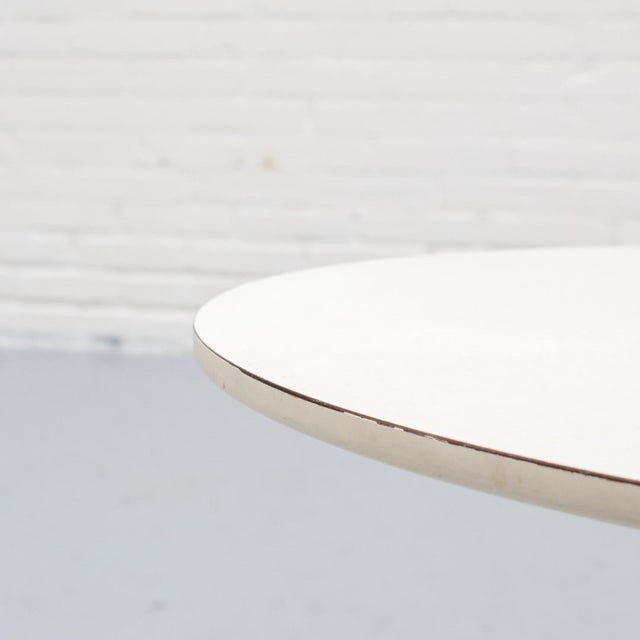 Model 161 Tulip Side Table by Eero Saarinen for Knoll, 1960s For Sale - Image 9 of 12