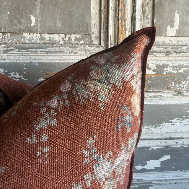 French Linen Accent Cover– Pompadour Argile For Sale - Image 4 of 8