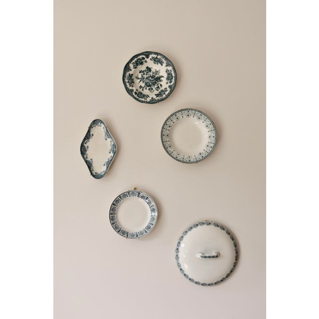 Vintage Wall Composition in Earthenware and Ceramic, 1950s, Set of 5 For Sale - Image 10 of 10