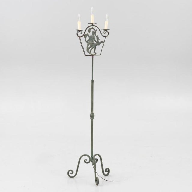 Elegant Swedish Grace floor lamp by Bjerkås, model 231, 1930s. Documented in the Bjerkås product catalogue from the 1930s....