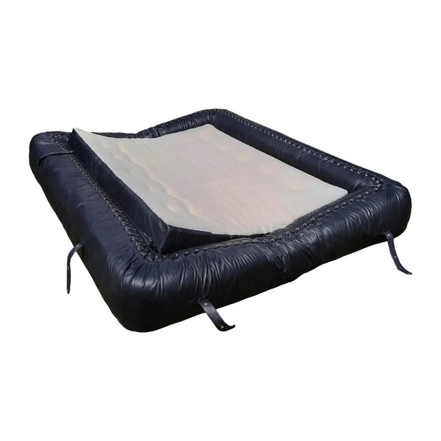 Black Leather Anfibio Three Seater Sofa by Alessandro Becchi for Giovannetti, 1972 For Sale - Image 4 of 7