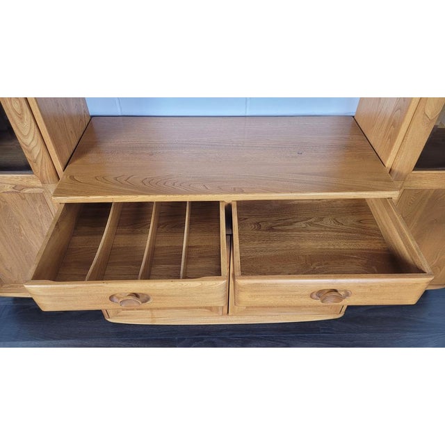 Brown Tall Windsor Glazed Display Cabinet attributed to Lucian Ercolani for Ercol, 1990s For Sale - Image 8 of 17