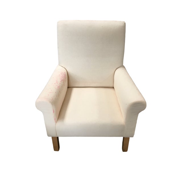 Wood Late 20th Century White Muslin Lounge Armchair with Red Cover and Skirt For Sale - Image 7 of 12