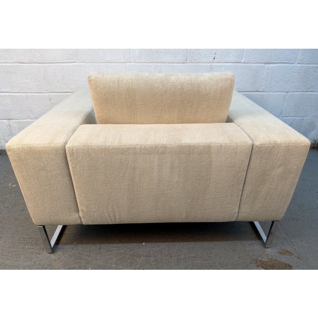 Mid-Century Modern Lounge Chair With Chrome Legs For Sale - Image 11 of 15