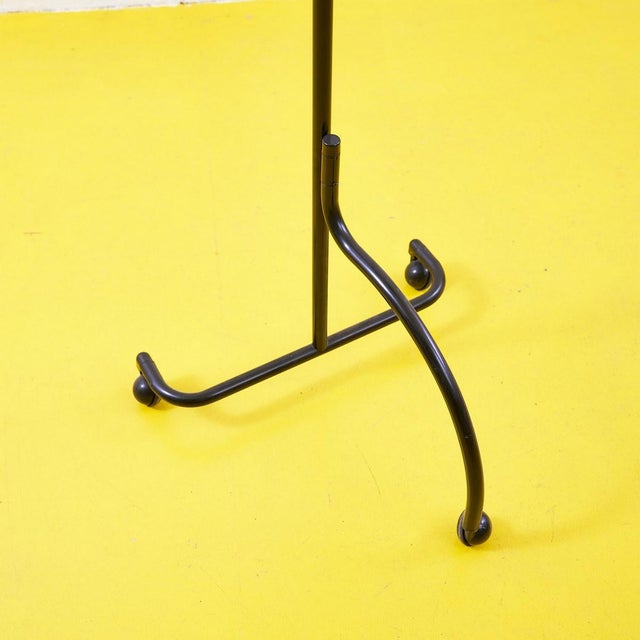 Valet stand by anna castelli ferrieri height: 144.5 width: 46 depth: 42 additional information style: vintage production...