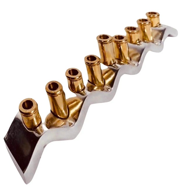 90s Post Modern Memphis Design Minimalist Elegant Aluminum Modernist Zig Zag Wave Menorah For Sale - Image 9 of 11