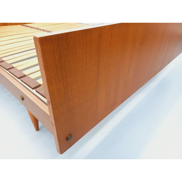 Vintage Scandinavian Style Double Bed in Teak with Integrated Illuminated Bedside Tables and Slatted Base, 1960s For Sale - Image 14 of 18