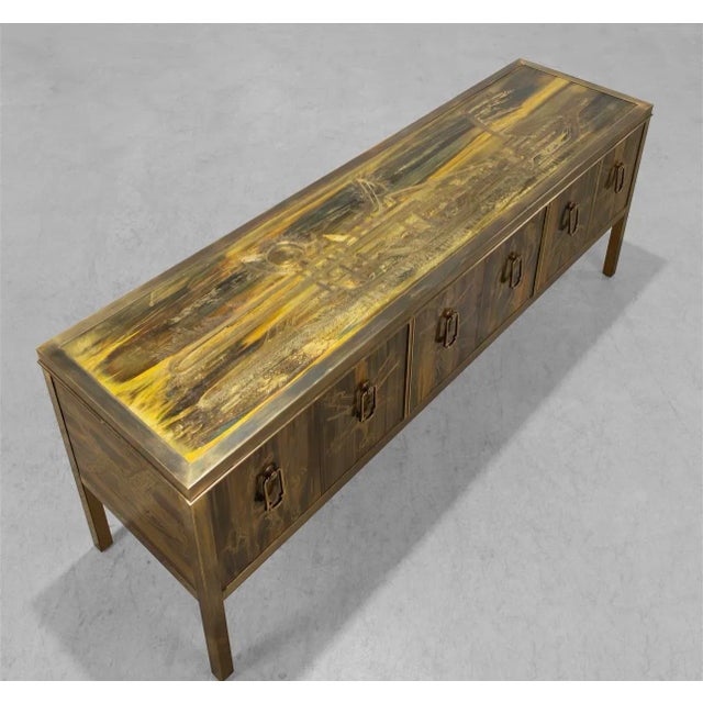 This Icon is one of the most recognized and sought after pieces by Bernhard Rhône for Mastercraft. Simply a work of art....